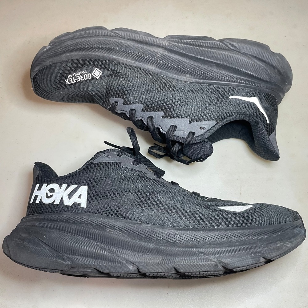 Hoka One One Clifton 9 GTX 1141490F GoreTex Black Women's Size 7B